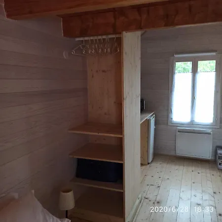 Tiny House A Decouvrir Au Coeur De La Cite ! Guest house Contrexeville