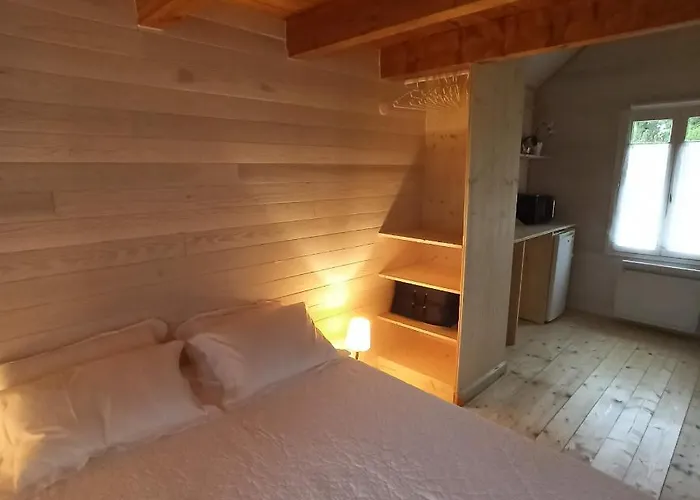 Casa de hóspedes Tiny House à Découvrir Au Cœur De La Cité ! 3*